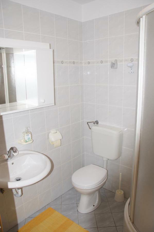 Apartment Viveniti Klenovica Exterior foto